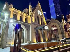 -LENBACH兰巴赫西餐啤酒坊(大连东港店)