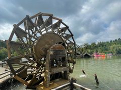 -茅山东方盐湖城景区