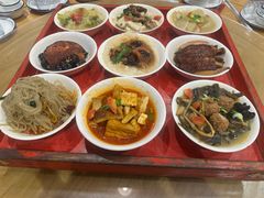 -蓝田九大碗民俗食府(蓝田店)