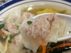 -长人馄饨铺(解放街店)