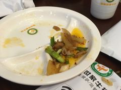 -皇品世家牛排(七一路店)