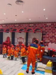 -奈尔宝家庭中心·亲子餐厅(鄞州万达店)