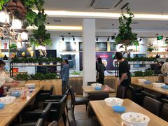 大堂-拿渡·水煮鱼麻辣香锅(王府井奥莱·香江小镇店)