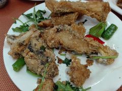 -渔鸽皇酒楼(鸿大广场店)