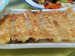 鲜肉玉米-春水锅贴·传统鲁菜(大明湖店)