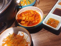 -明洞阿姨·韩式酱蟹烤肉·创意料理(三元桥店)