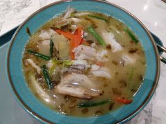 -大食代美食广场(上海中心店)