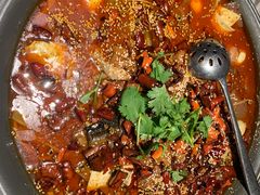 -麻六记(凤凰汇店)