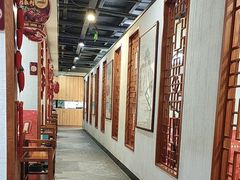 -乡土黄·鲜牛肉火锅·小龙虾(兴业街店)