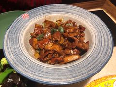 腊八蒜烧肥肠-那家小馆•北京菜•烤鸭(中关村店)