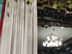 -皇宫大酒店