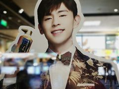 -鸿通城购物中心