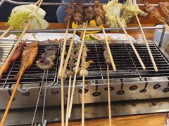 -哈尔滨小酒馆·鲜肉现穿自助烧烤(康新花园店)