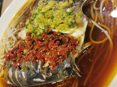 双色鱼头-建辉湖南土菜馆(南大街店)