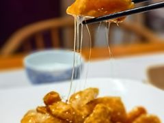 拔丝烟薯25-渔港甄宴·海鲜·地标烟台菜(金沙滩店)