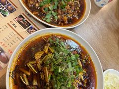 -杨三孃跷脚牛肉(美洲花园店)