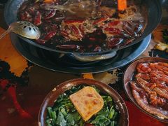 -黄潇洒老火锅(九眼桥宏济巷店)