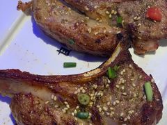 苏尼特金质烤羊排-三个蒙古大叔羊肉串(大宁店)