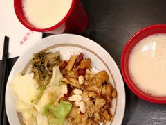 宫保鸡丁饭简餐-永和大王(龙德广场店)