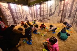 -恐龙探索乐园(磁器口店)