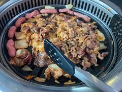 辣白菜拌肉-老卜奎齐齐哈尔烤肉(人民东路店)