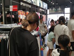 -PUMA品牌自营折扣店(天津佛罗伦萨小镇奥莱店)