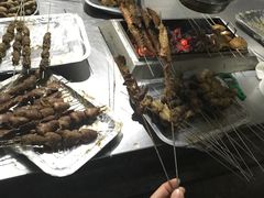 -老广烧烤(骆驼山康馨园店)