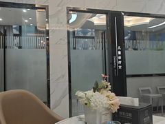 -粤港恒生口腔连锁(环球店)
