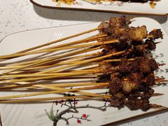 -贵府酸汤牛肉火锅·贵州老字号(飞山街店)