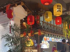 -头上红煨盐鸡·非遗院子餐厅