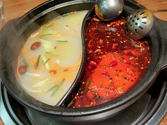 -串门邻居串串火锅(云南南路店)