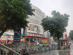 -广州白马服装市场