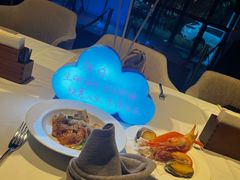 -广州万富希尔顿酒店·感趣自助餐厅·金秋蟹宴生蚝海鲜刺身
