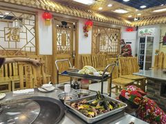 -屯老二农家铁锅炖·行业领军者(梅江店)