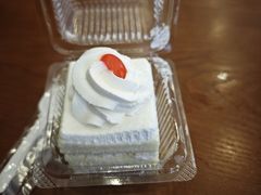 -红宝石·鲜奶小方·海派西点房(丰庄店)