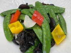 橄榄油炒田园时蔬-大树餐厅(环球港店)