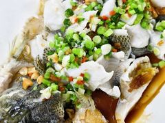 -粤盛海鲜平价店(洛溪食街店)