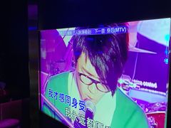 -温莎KTV(珠江路店)