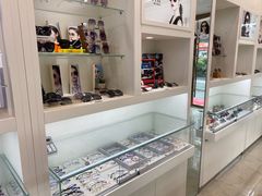 -明月眼镜(三坝店)
