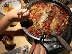-吞鱼兽麻辣烤鱼(万达店)