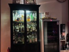 -DM Distiller & Mixologist Whisky Cocktail Bar
