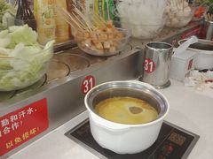 -百品聚旋转火锅(万德庄店)