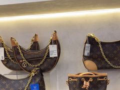 -六六奢品·vintage中古·回收二手奢侈品包包手表首饰(环球港店)