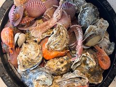 -巧克力渔家.小船海鲜胶东菜(万平口店)