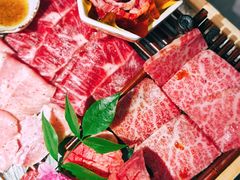 -铭牛烧肉·和牛海鲜自助(高新月牙湖店)