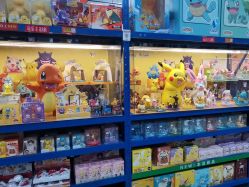 -逝水玩具折扣店