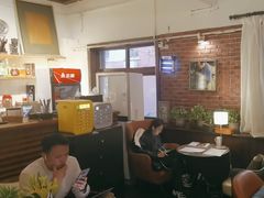 -爱上层楼咖啡馆(为公桥店)