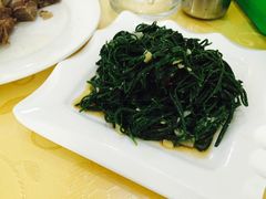 -苏莱特色牛骨滩羊手抓馆(长城东街总店)