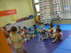 -红黄蓝成长中心(公益西桥校区)