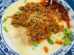 稀豆粉米线-云南李记罐罐米线饵丝小吃(汉中门金鹰店)